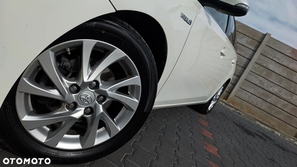 Toyota Auris 1.8 HSD Luna - 11