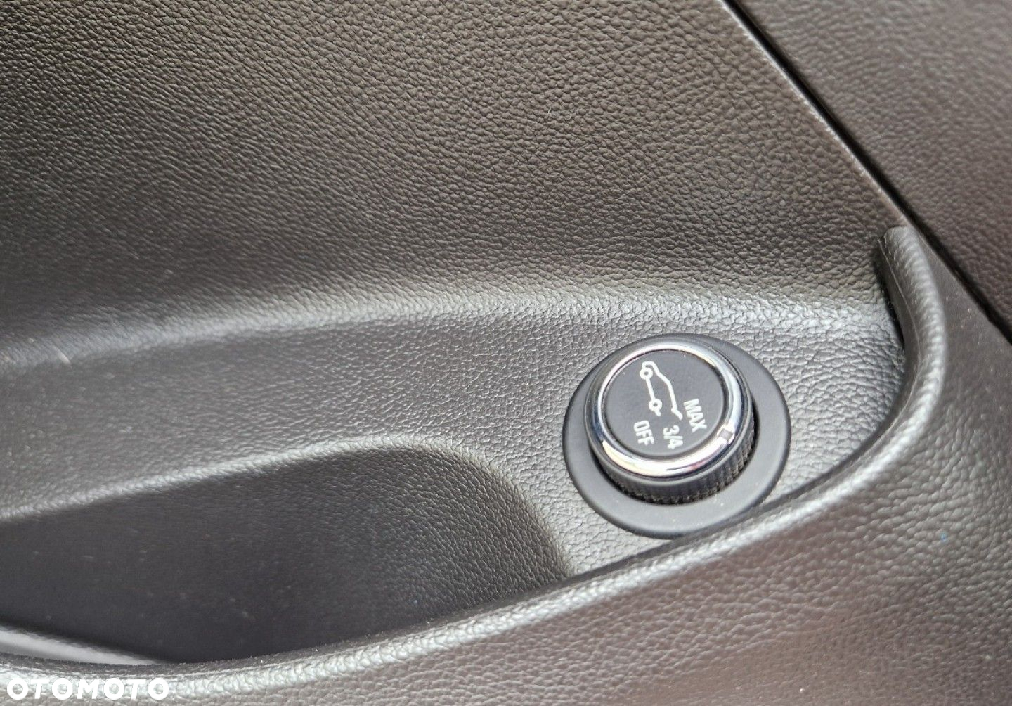 Opel Insignia - 25