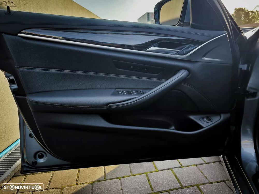 BMW 520 d Line Luxury Auto - 47