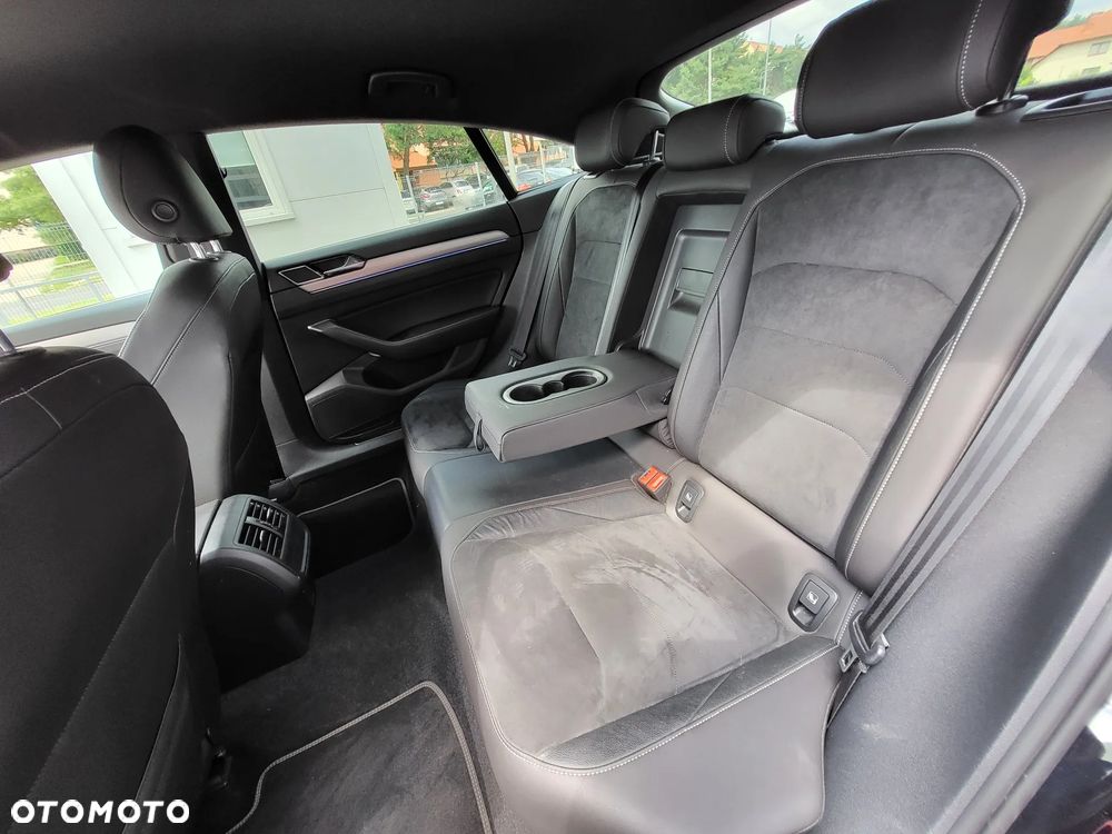 Volkswagen Arteon 2.0 TDI SCR R-Line DSG - 13