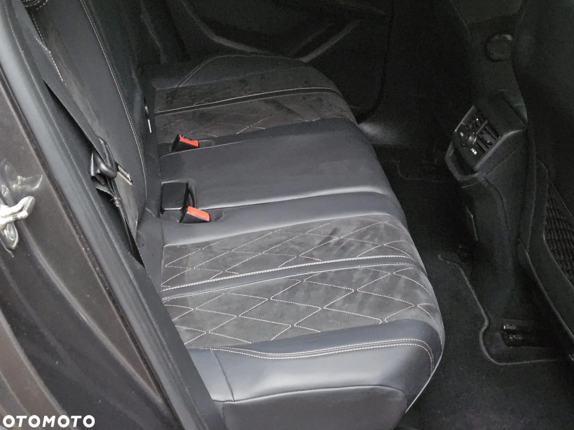 Peugeot 3008 BlueHDi 180 Stop & Start EAT8 GT - 12