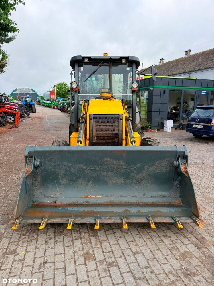 New Holland B80b - 27