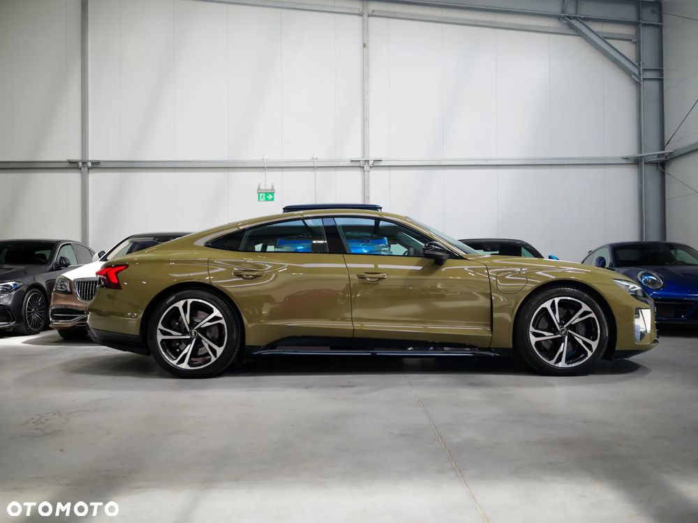 Audi e-tron GT - 11