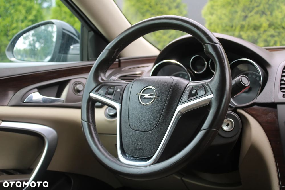 Opel Insignia - 23