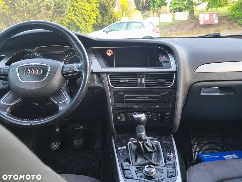Audi A4 Avant - 6