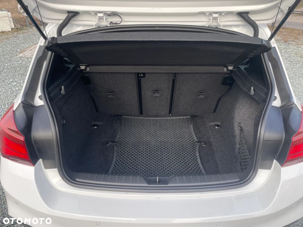 BMW Seria 1 118i Edition M Sport Shadow - 25