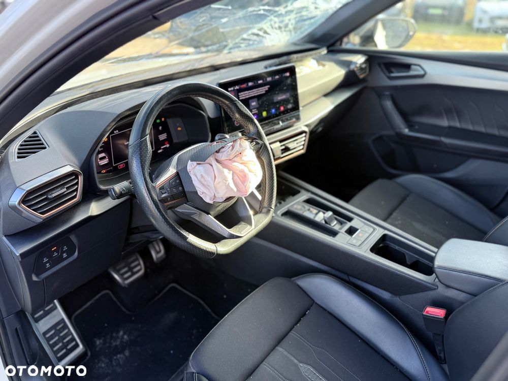 Cupra Leon 1.4 e-Hybrid PHEV DSG - 13