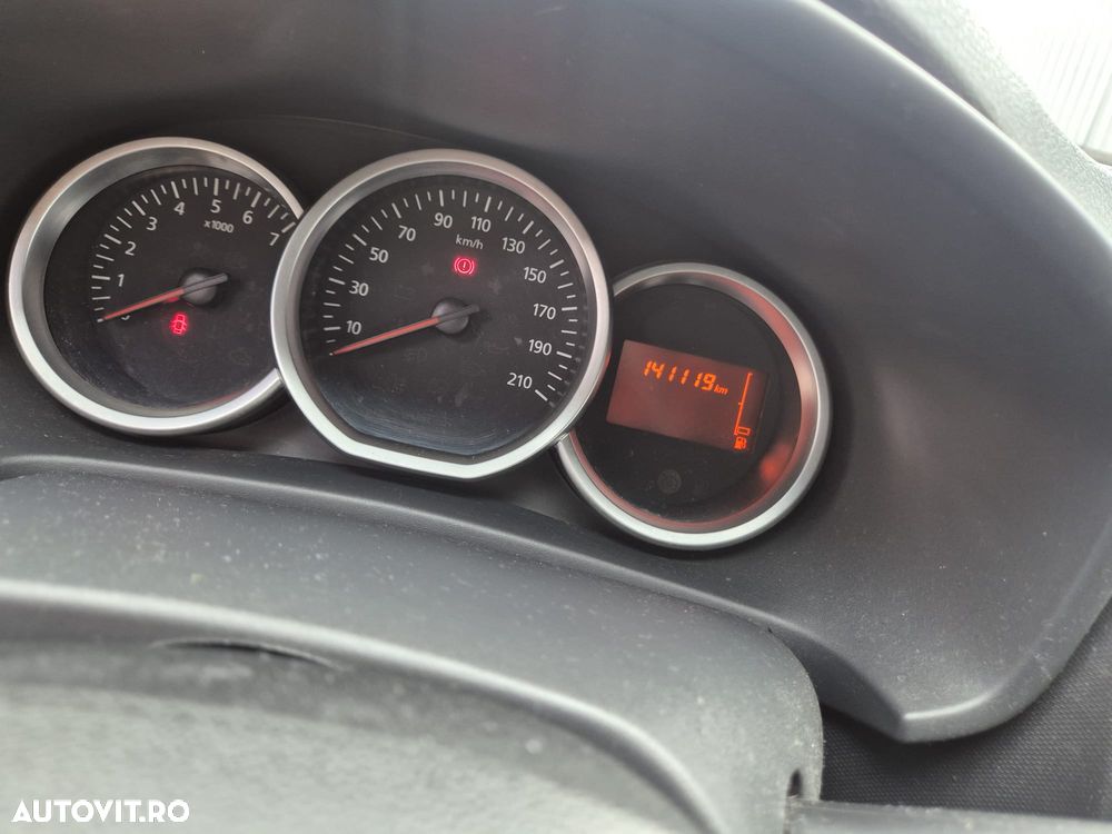 Dacia Logan 0.9 90CP Ambiance - 11