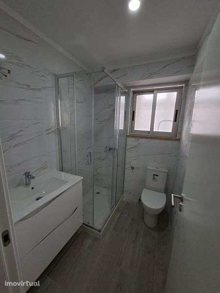 T2 no centro da Amadora Remodelado - Grande imagem: 4/8