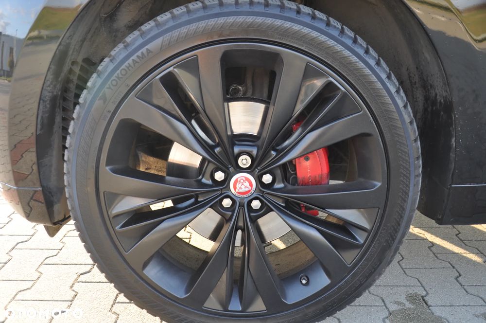 Jaguar F-Pace S AWD - 13