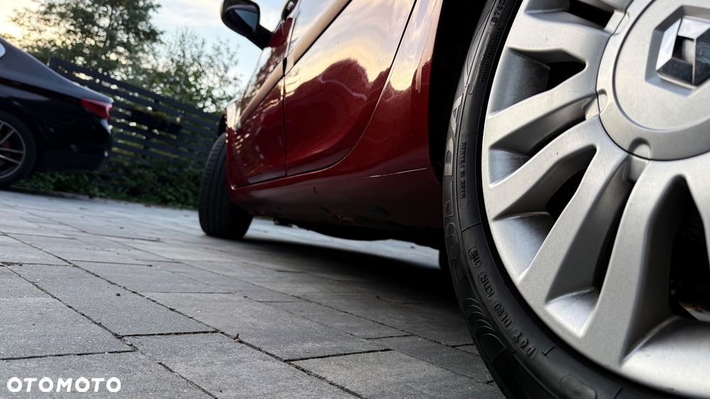 Renault Clio - 17