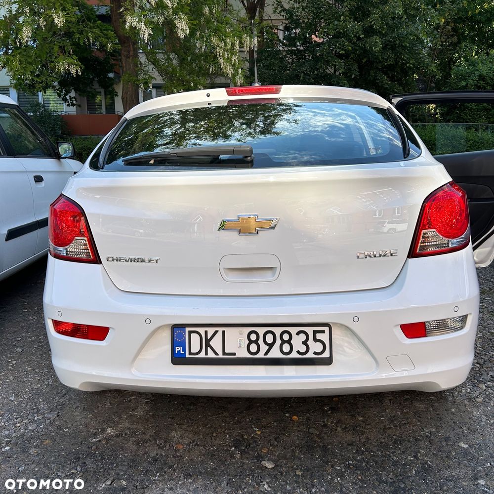 Chevrolet Cruze 1.6 LT+ - 9