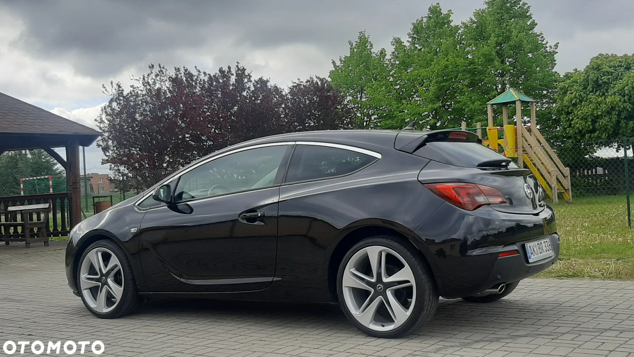 Opel Astra GTC 1.4 Turbo - 10