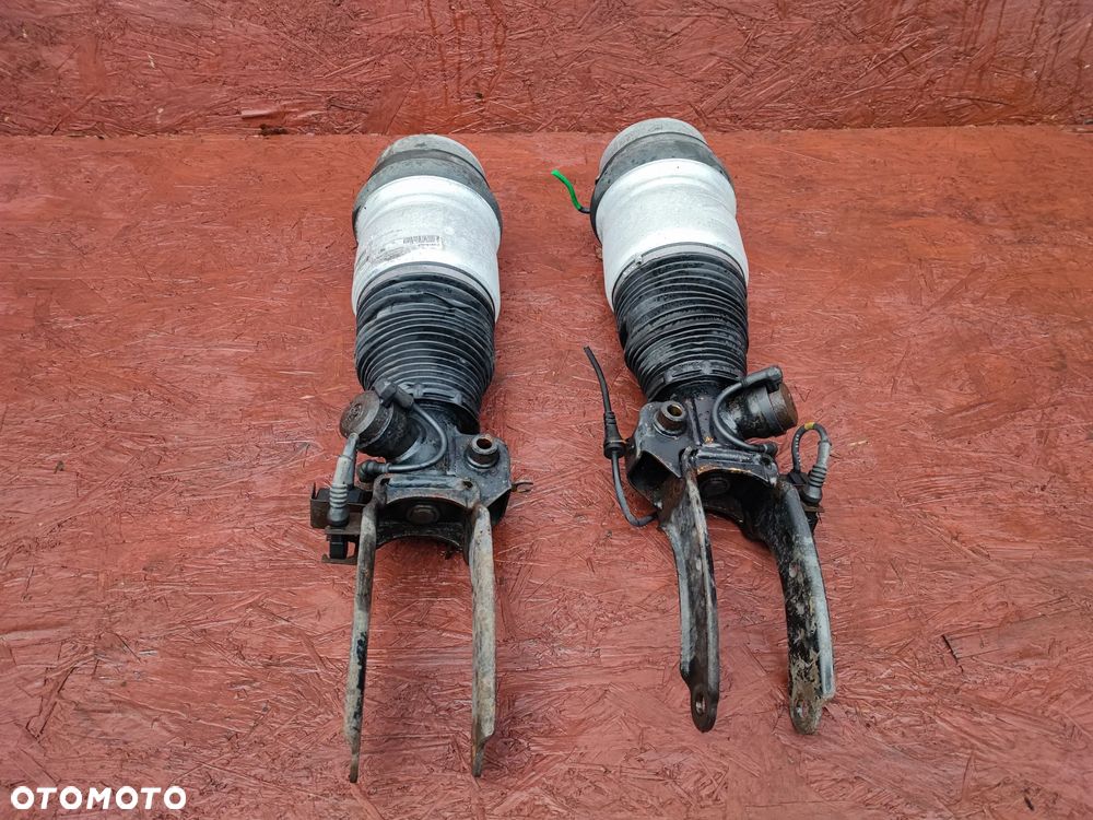 PORSCHE CAYENNE 7L5  ORYGINALNE AMORTYZATORY PRZEDNIE / MIECHY PNEUMATYKA LEWY / PRAWY W BDB STANIE O NR. 7L5412021AK / 0307210212 OEM - 1