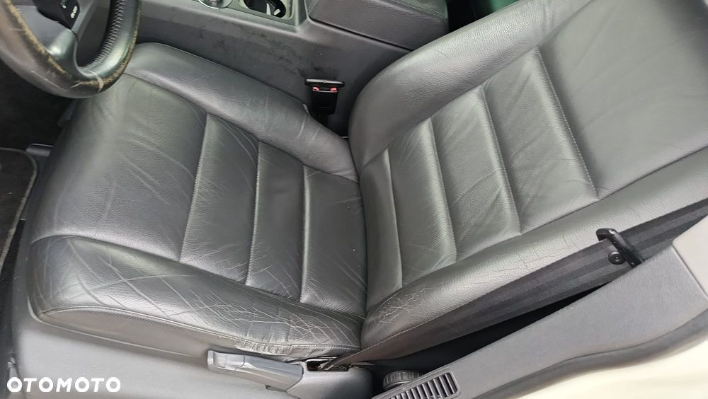Volkswagen Touareg - 19