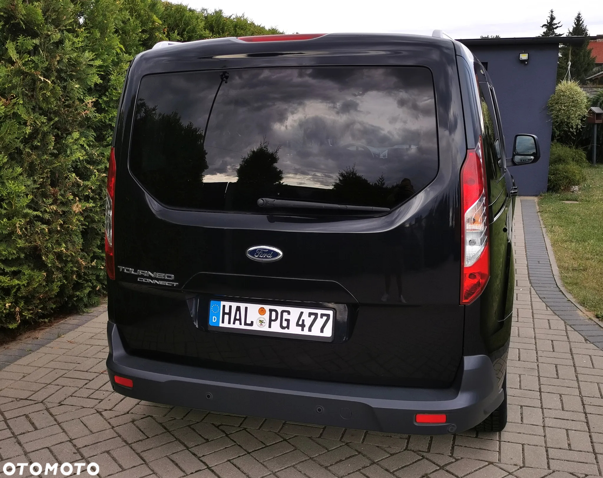 Ford Tourneo Connect Grand - 10