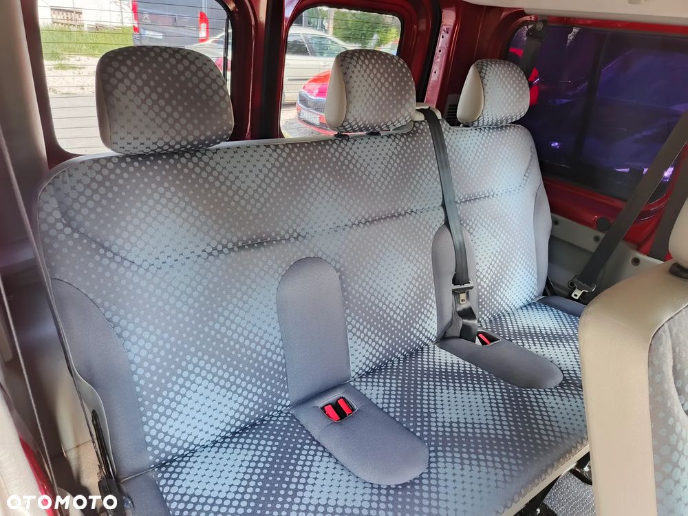 Renault Trafic L1H1 Passenger Lux - 18