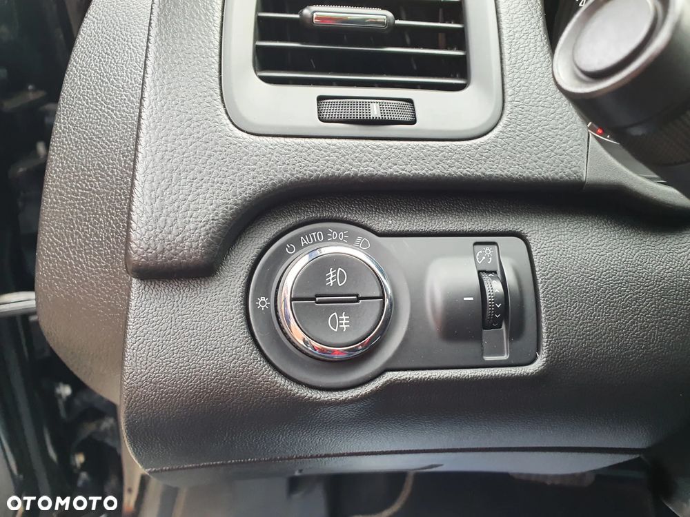 Opel Insignia 2.0 CDTI Automatik Edition - 21