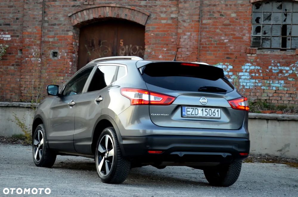 Nissan Qashqai 1.6 DIG-T N-Connecta - 19