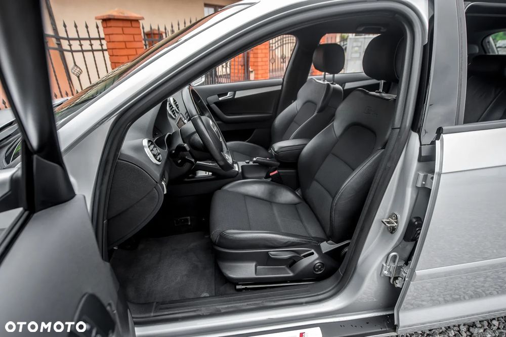 Audi A3 Sportback 2.0 TFSI S line Sportpaket - 17