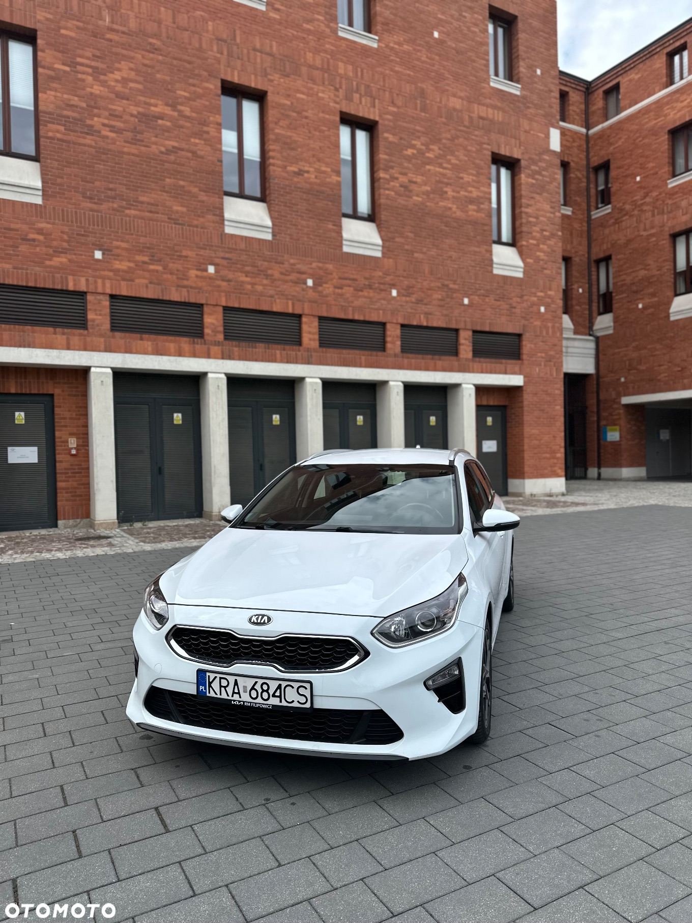 Kia Ceed 1.6 CRDi (48V Mild-Hybrid) DCT7 Spirit - 4
