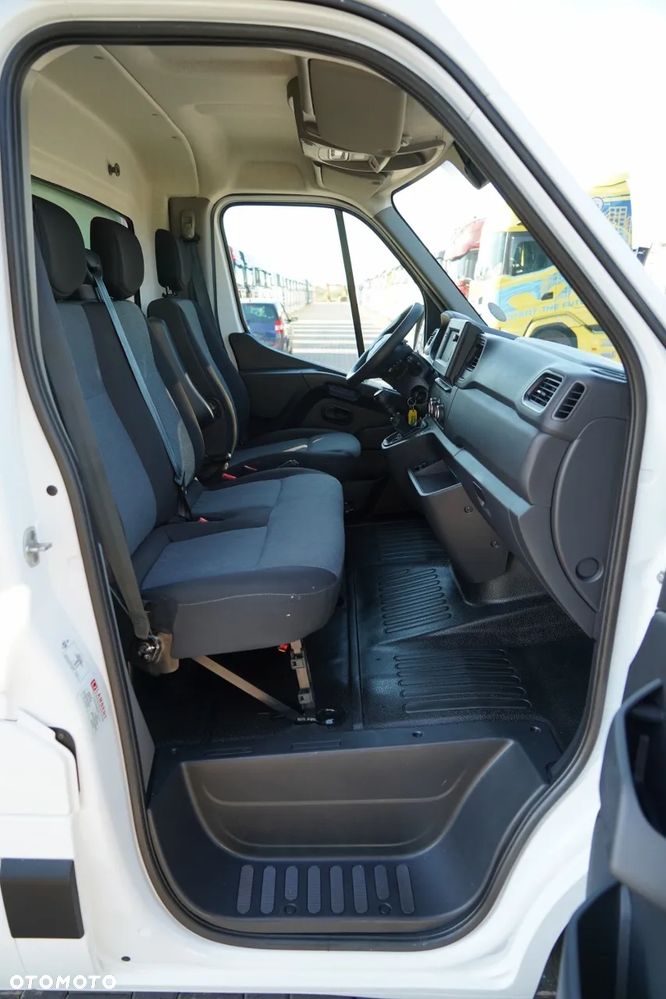 Renault MASTER / KONTENER - 4,25 M / SPROWADZONY / EURO 6 - 34