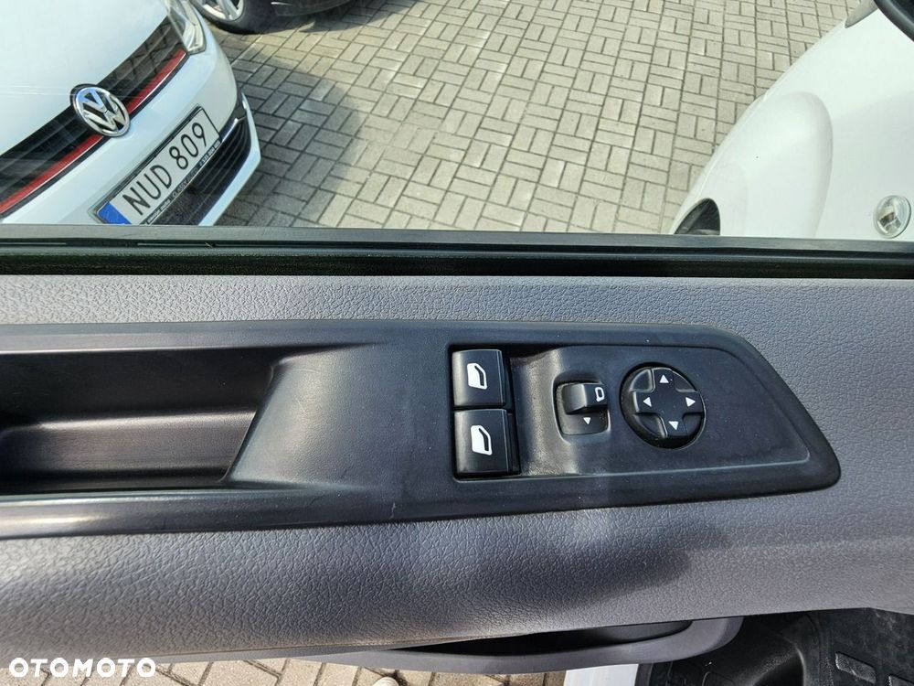Opel Vivaro - 26