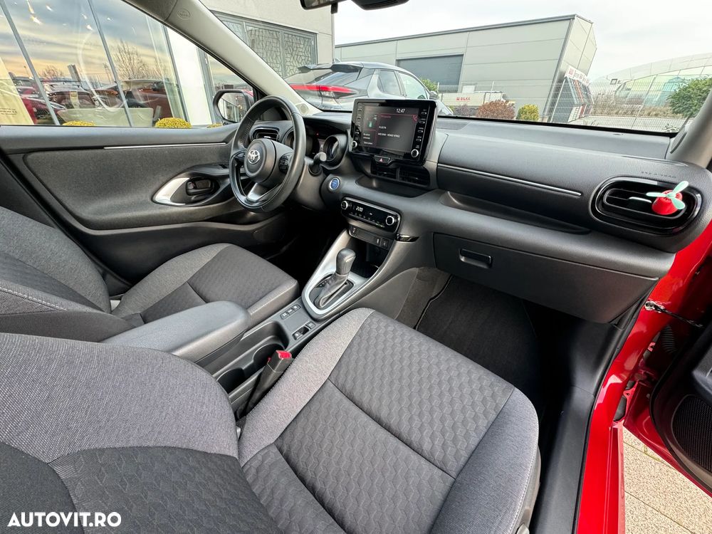 Toyota Yaris 1.5 VVT-i HSD Exclusive Style - 21