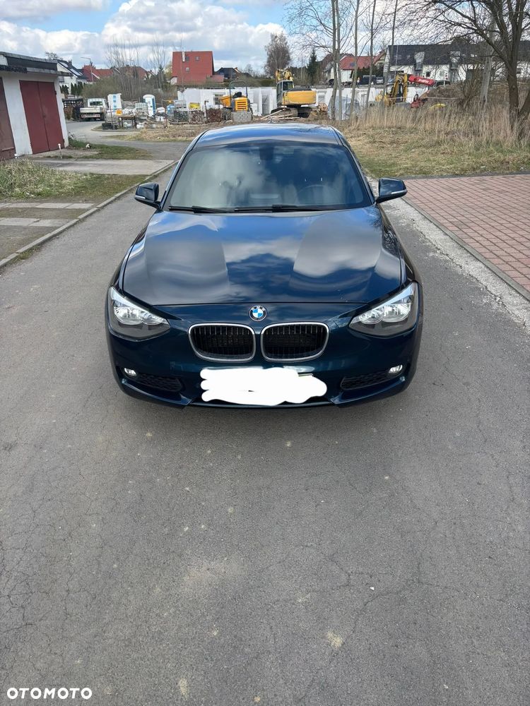 BMW Seria 1 116d Sport Line - 4