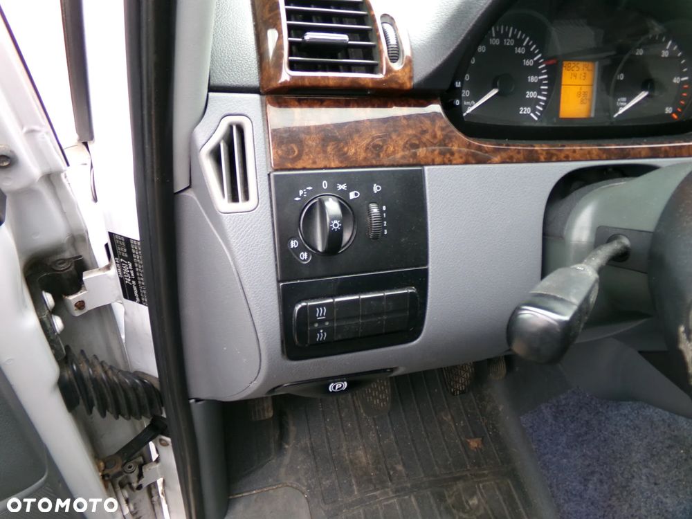 Mercedes-Benz Vito Univan 639.603 - 9