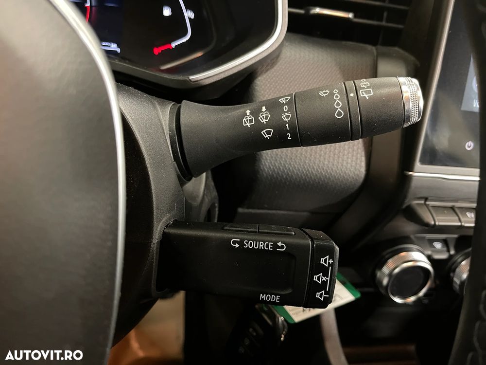 Renault Clio E-TECH 140 BUSINESS EDITION - 23