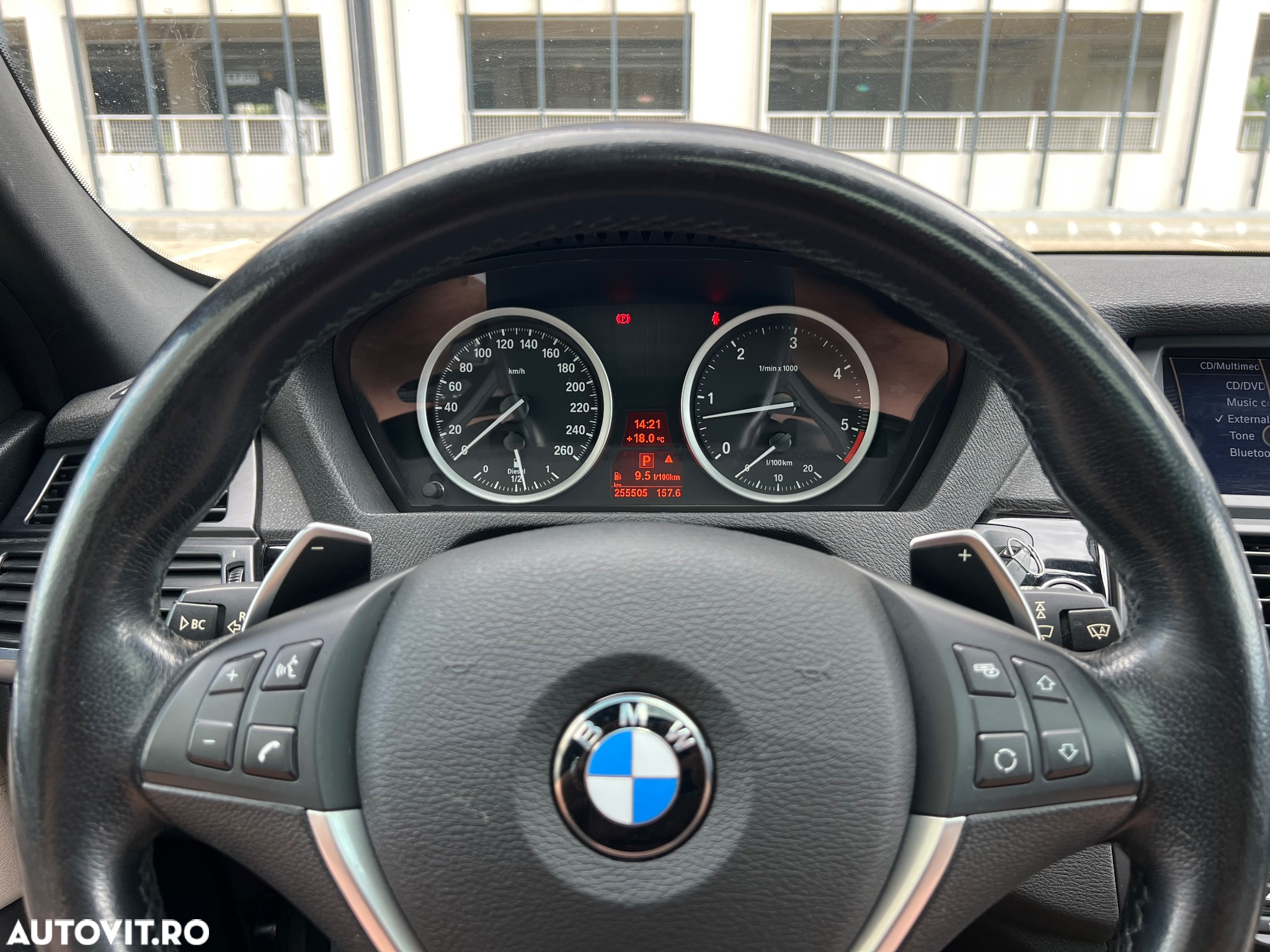 BMW X6 xDrive30d - 16