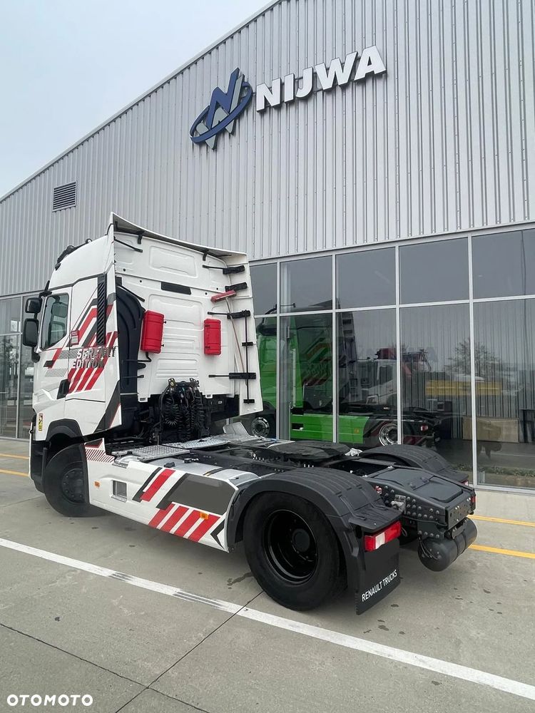 Renault T520 HIGH SLEEPER CAB - 5