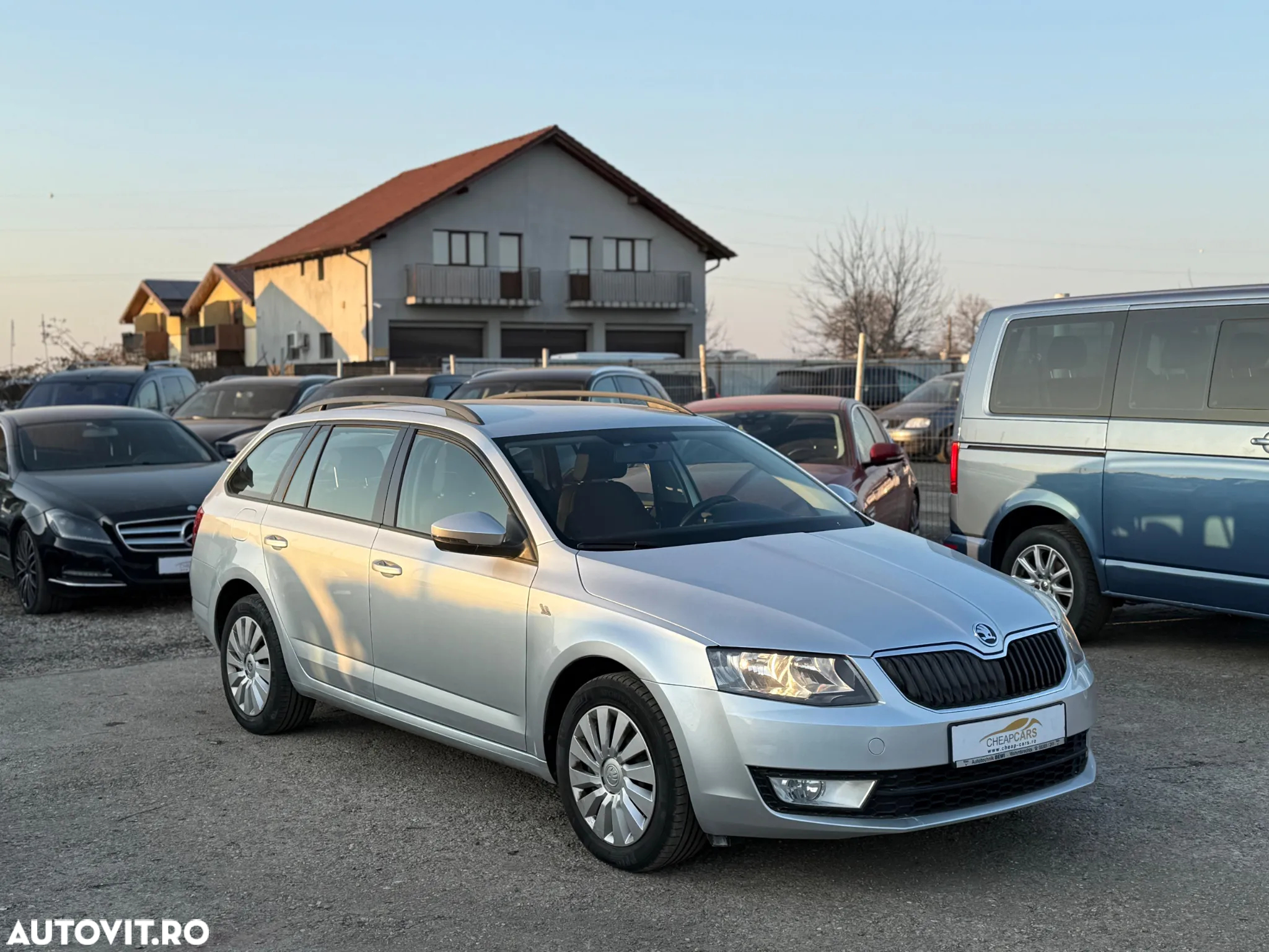 Skoda Octavia Combi Diesel 1.6 TDI Ambition - 14