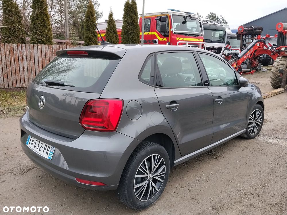 Volkswagen Polo - 7