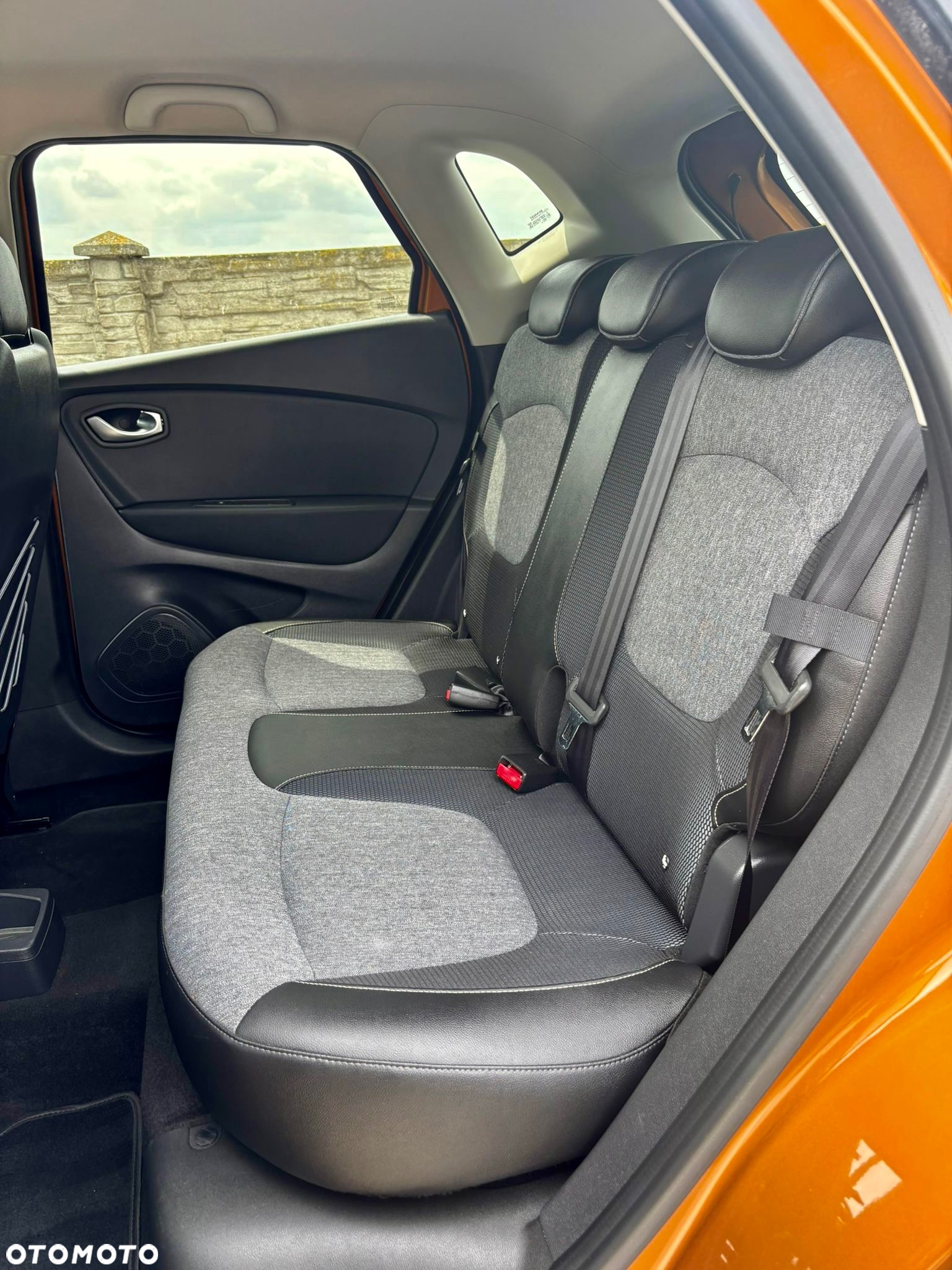 Renault Captur (ENERGY) TCe 90 INTENS - 9