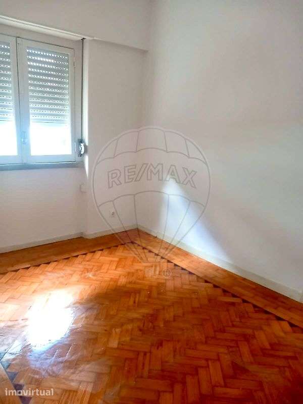 Apartamento T2 para arrendamento - Grande imagem: 2/9