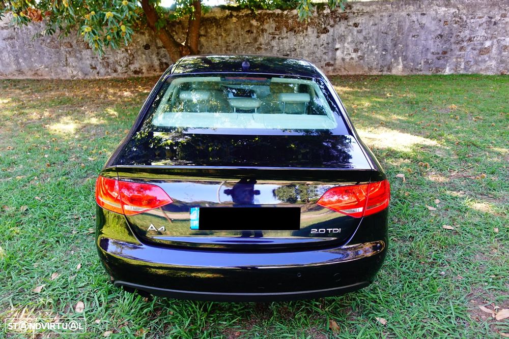 Audi A4 2.0 TDI S-line - 23