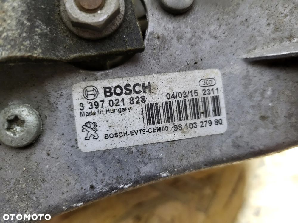 Mechanizm wycieraczek Peugeot 308 T9 - 2