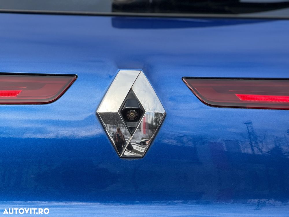 Renault Megane ENERGY TCe 205 EDC GT - 32