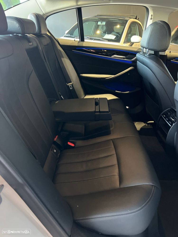 BMW 520 d Auto - 52