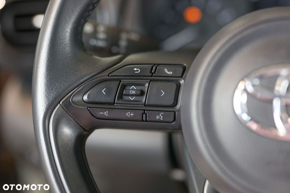 Toyota Yaris - 24