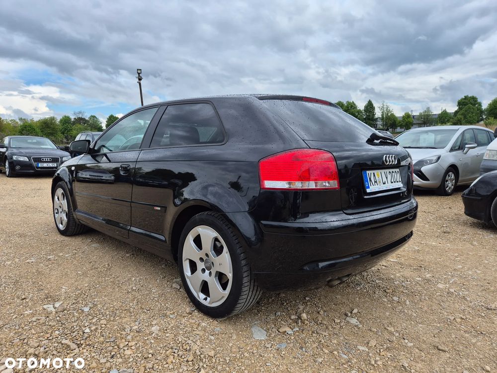 Audi A3 3-drzwiowe 1.9 TDI S Line Sportpaket plus - 4