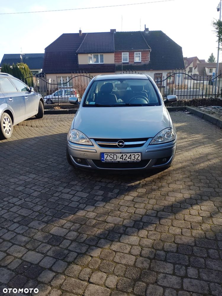 Opel Corsa 1.2 16V Enjoy - 11