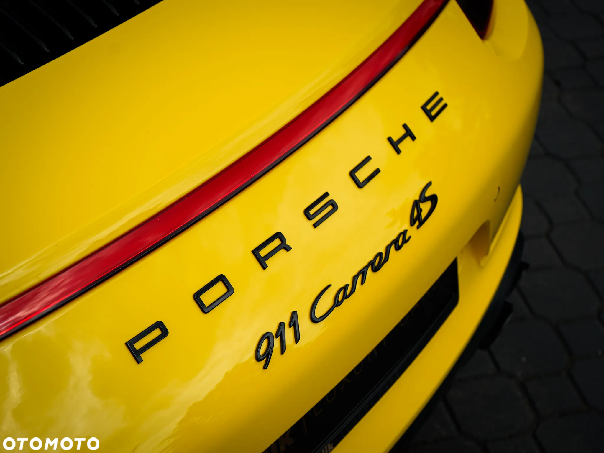 Porsche 911 Carrera 4S PDK - 10