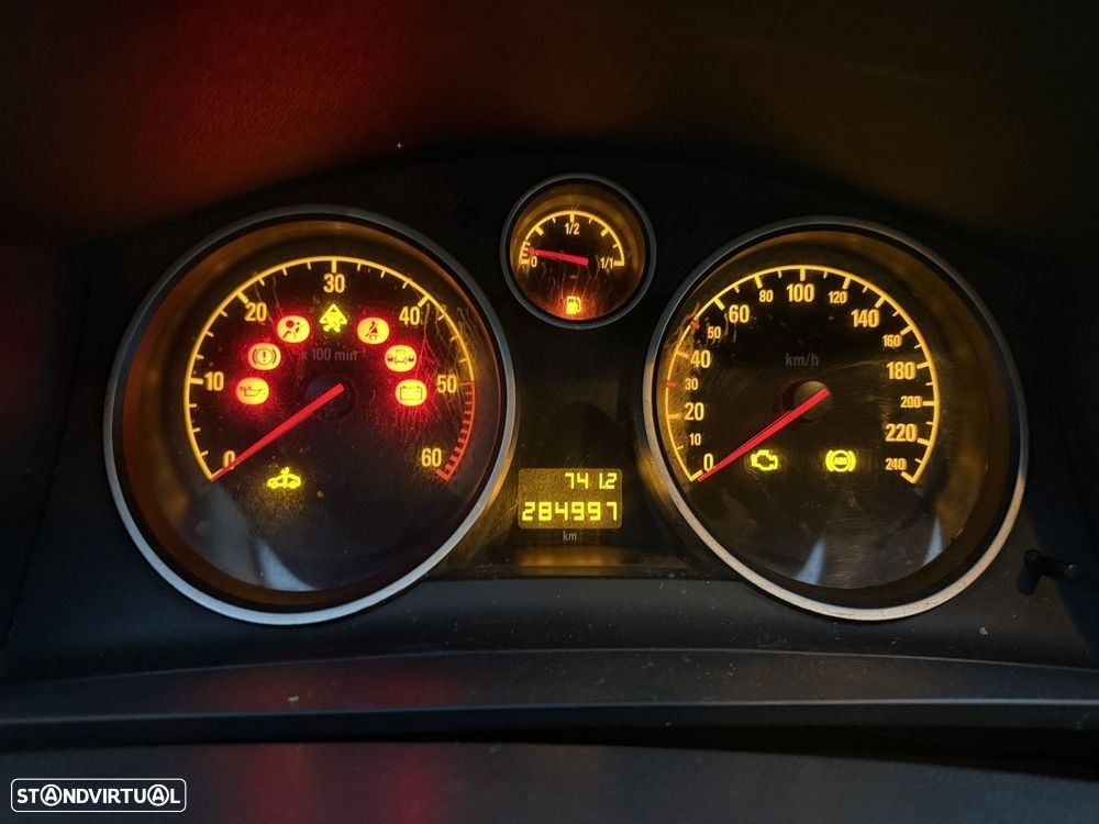 Opel Zafira 1.7 CDTI ecoFLEX — fotografia 18
