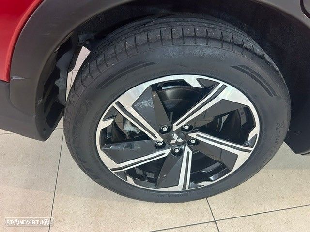 Mitsubishi Eclipse Cross 2.4 PHEV eMotion - 14