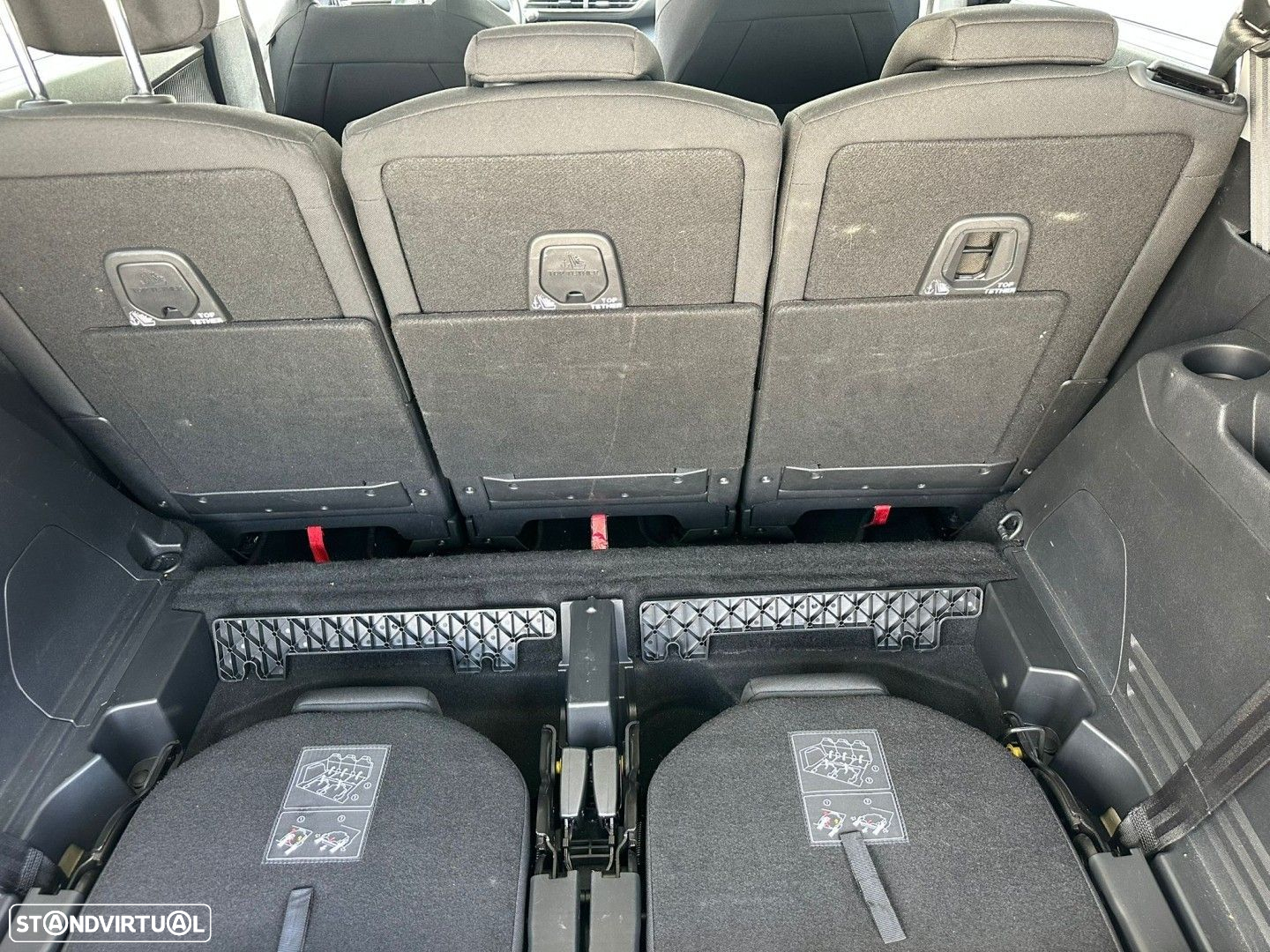 Peugeot 5008 1.5 BlueHDi Active - 12