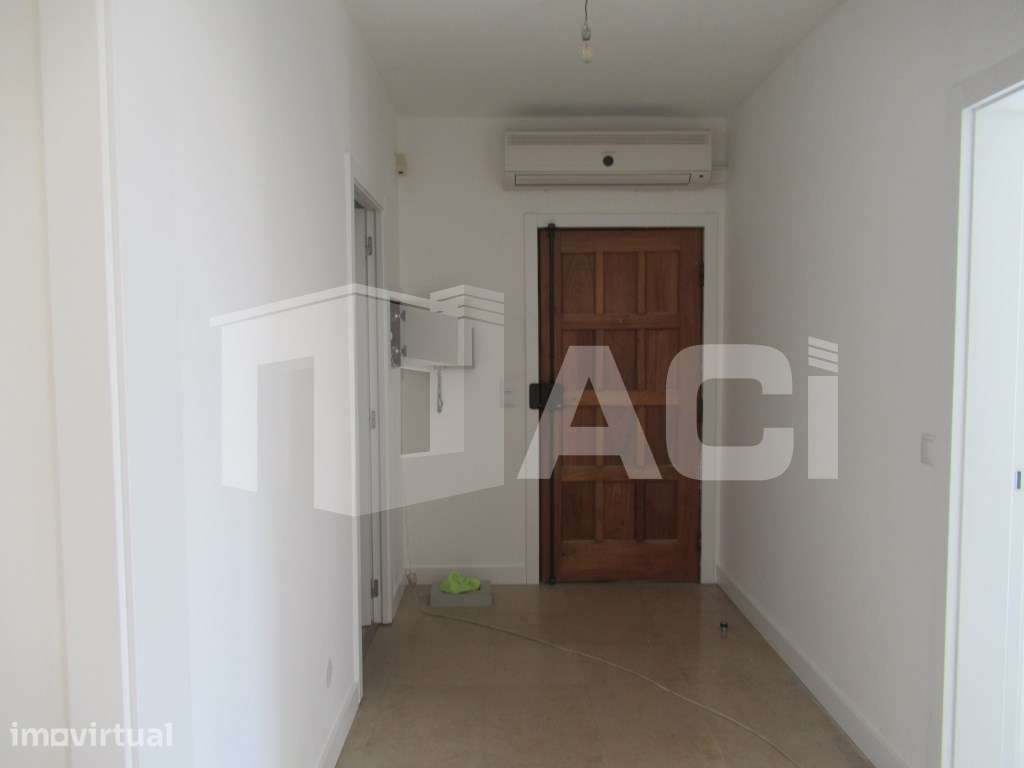 APARTAMENTO T3 - Excelente localização no centro da cidade - Grande imagem: 5/25