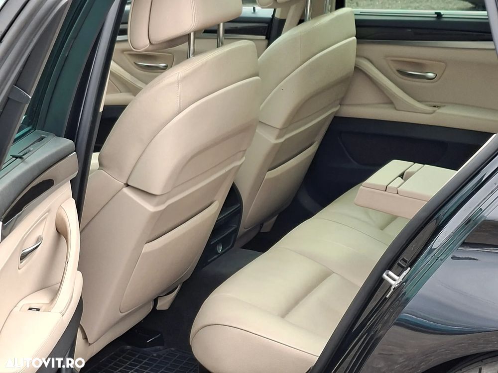 BMW Seria 5 525d xDrive Touring - 8